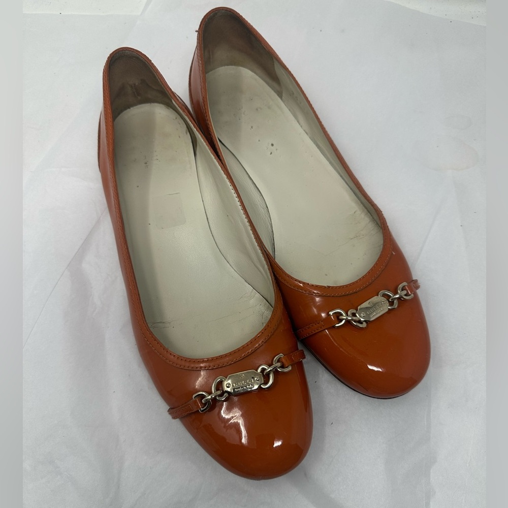 Gucci
Horsebit Accent Leather Ballet Flats Size 40